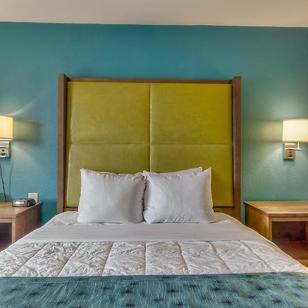 Quality Inn Gulfport I-10 מראה חיצוני תמונה